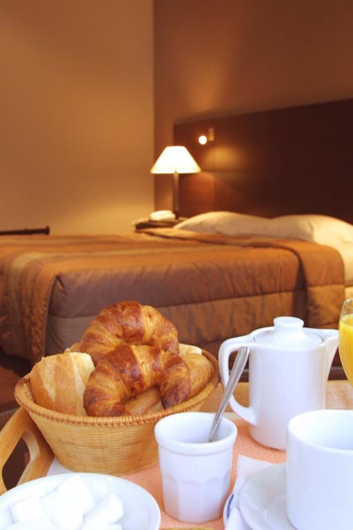 Hotel Restaurant L'Hirondelle Dunkirk Room photo