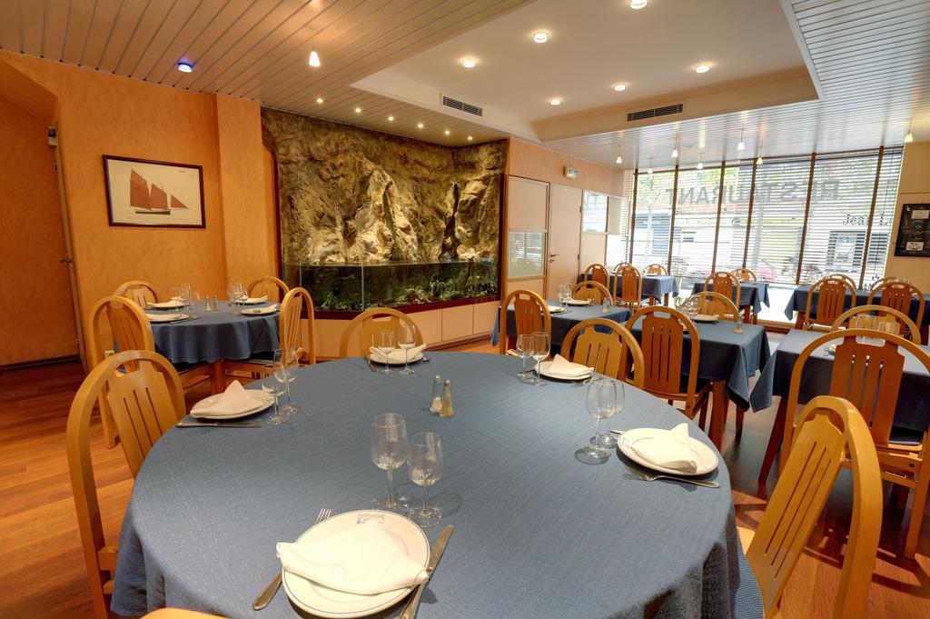 Hotel Restaurant L'Hirondelle Dunkirk Exterior photo