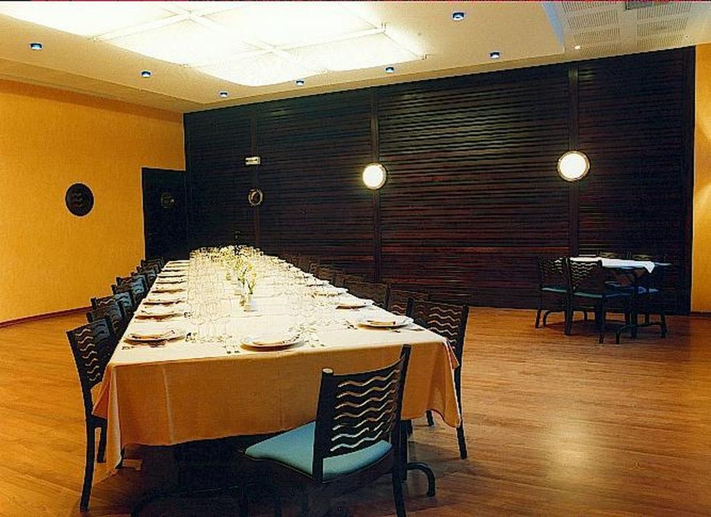 Hotel Restaurant L'Hirondelle Dunkirk Exterior photo